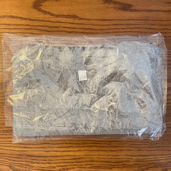 Mama Square T Shirt In Heather Gray Size Medium New - Picture 9 of 9